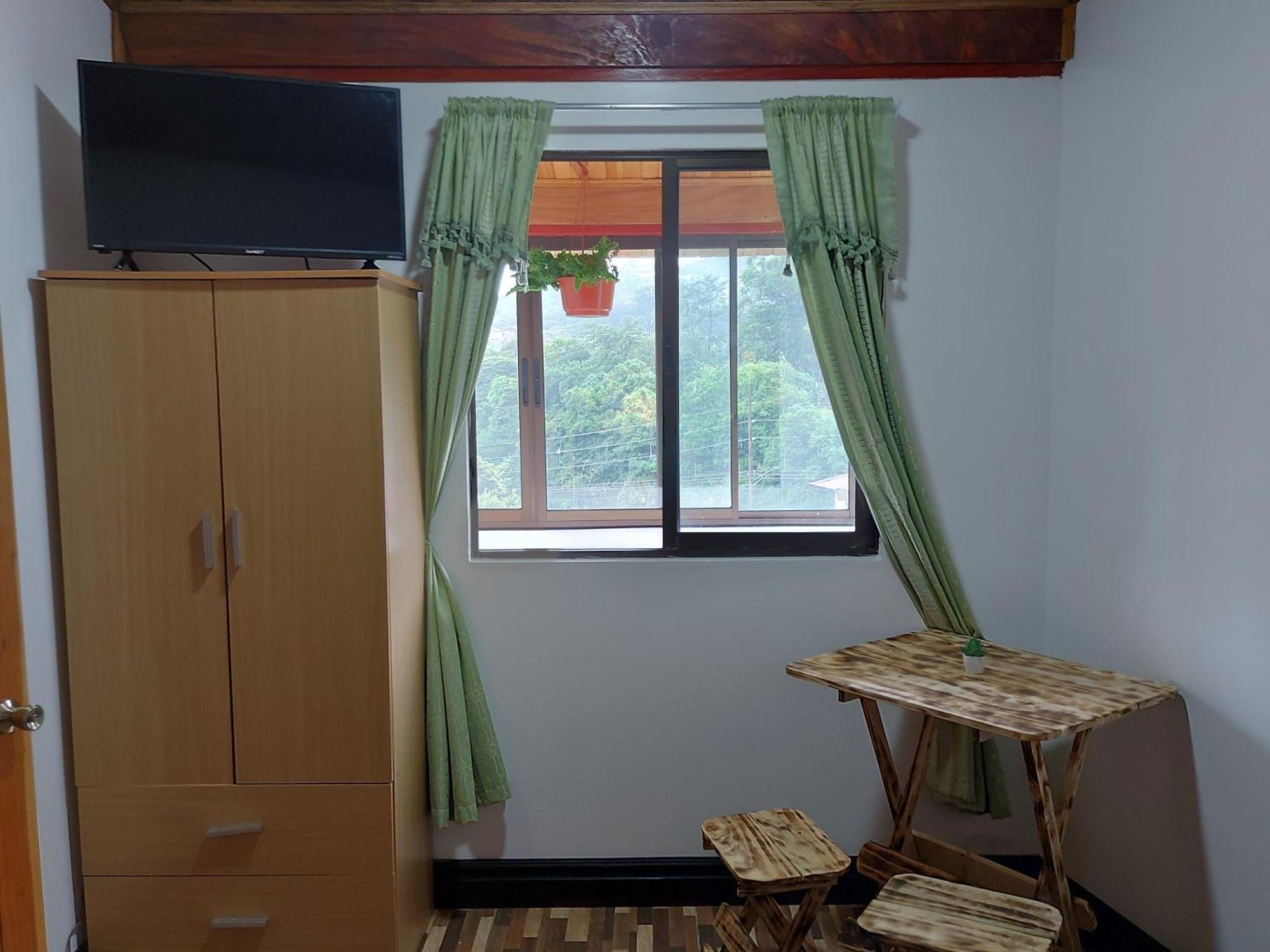 Alisson Hotel Y Restaurant Monteverde Екстер'єр фото