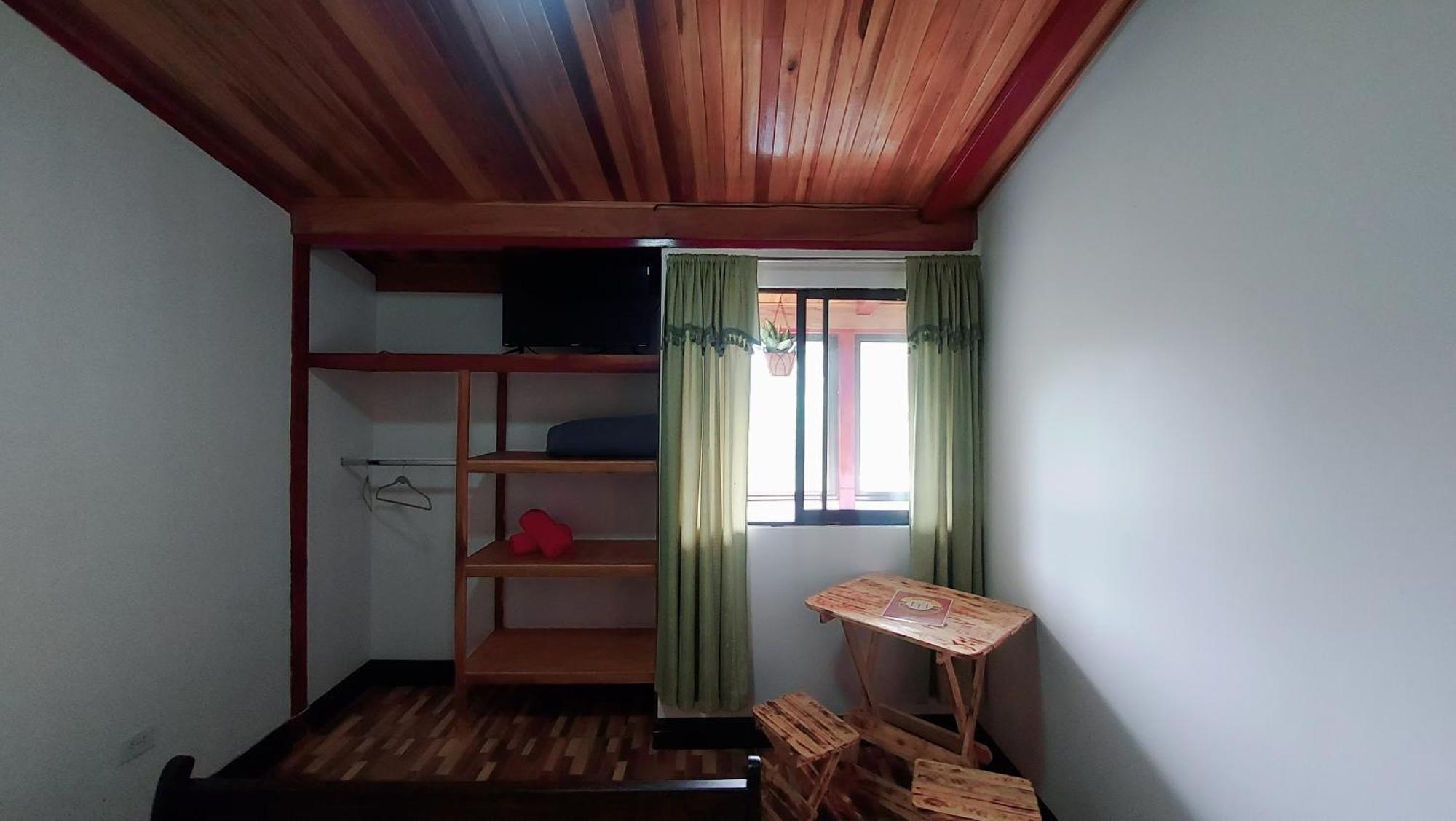 Alisson Hotel Y Restaurant Monteverde Екстер'єр фото