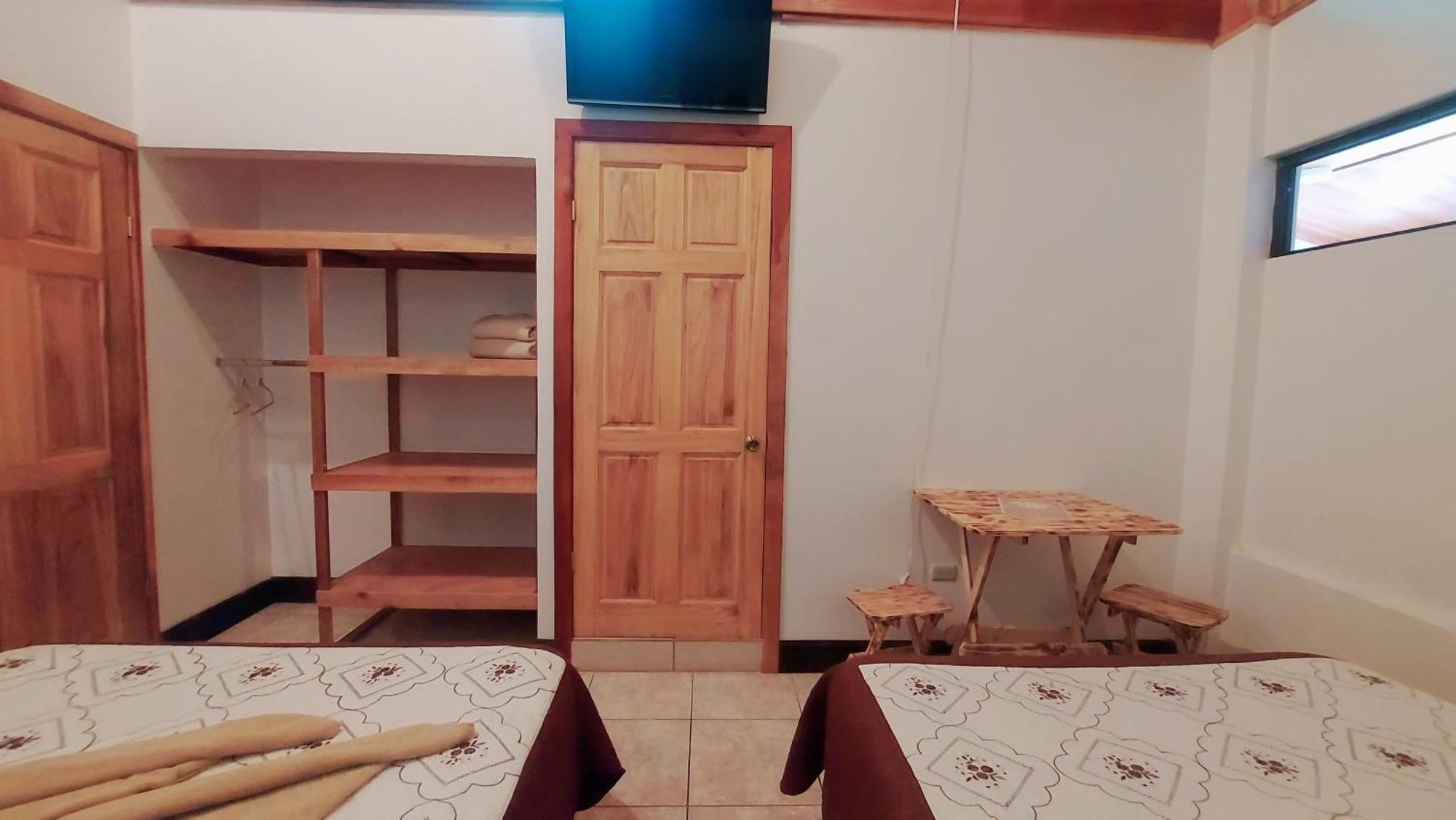 Alisson Hotel Y Restaurant Monteverde Екстер'єр фото