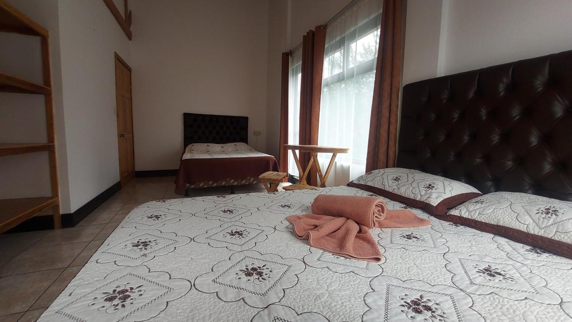 Alisson Hotel Y Restaurant Monteverde Екстер'єр фото