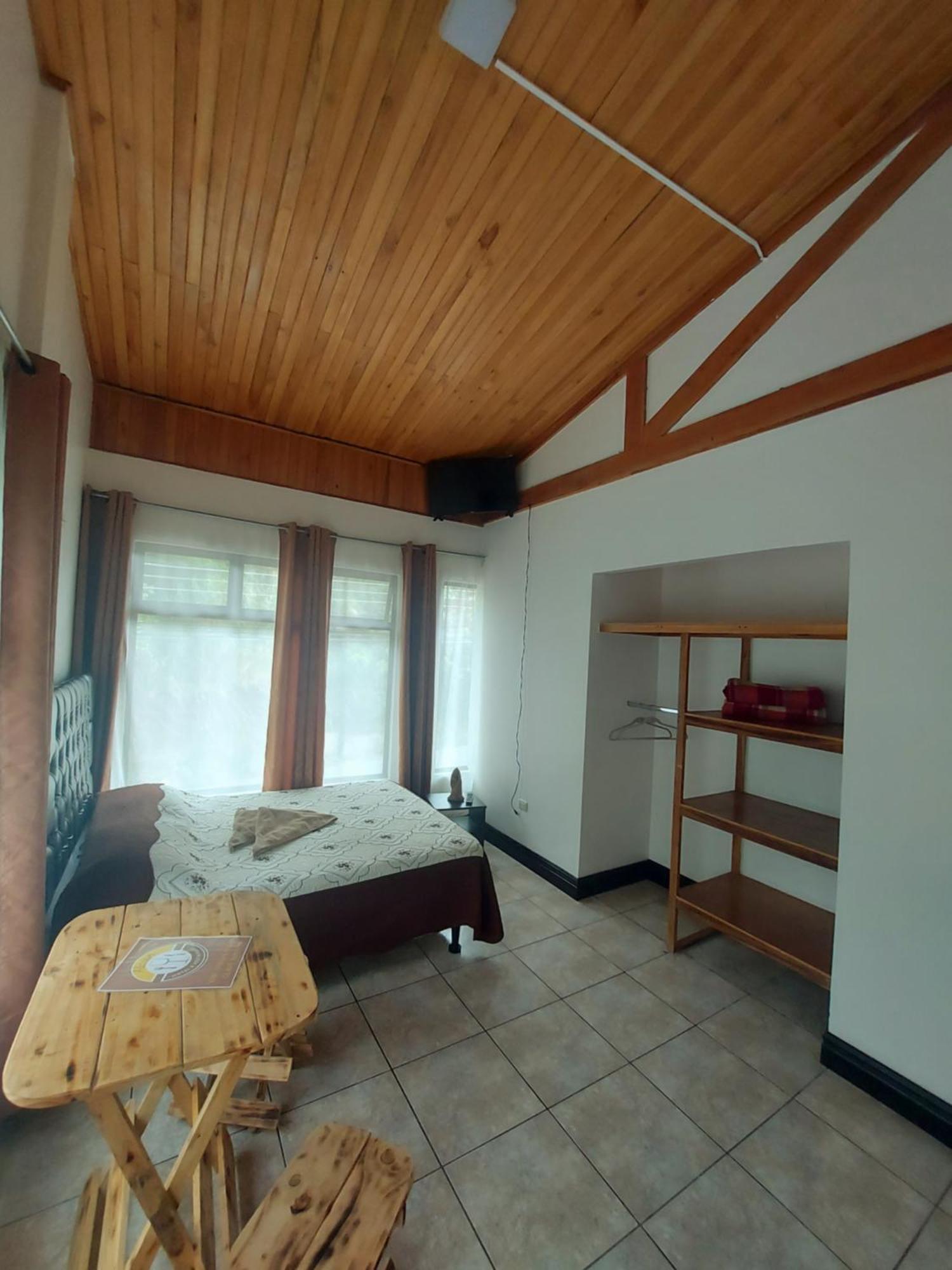 Alisson Hotel Y Restaurant Monteverde Номер фото