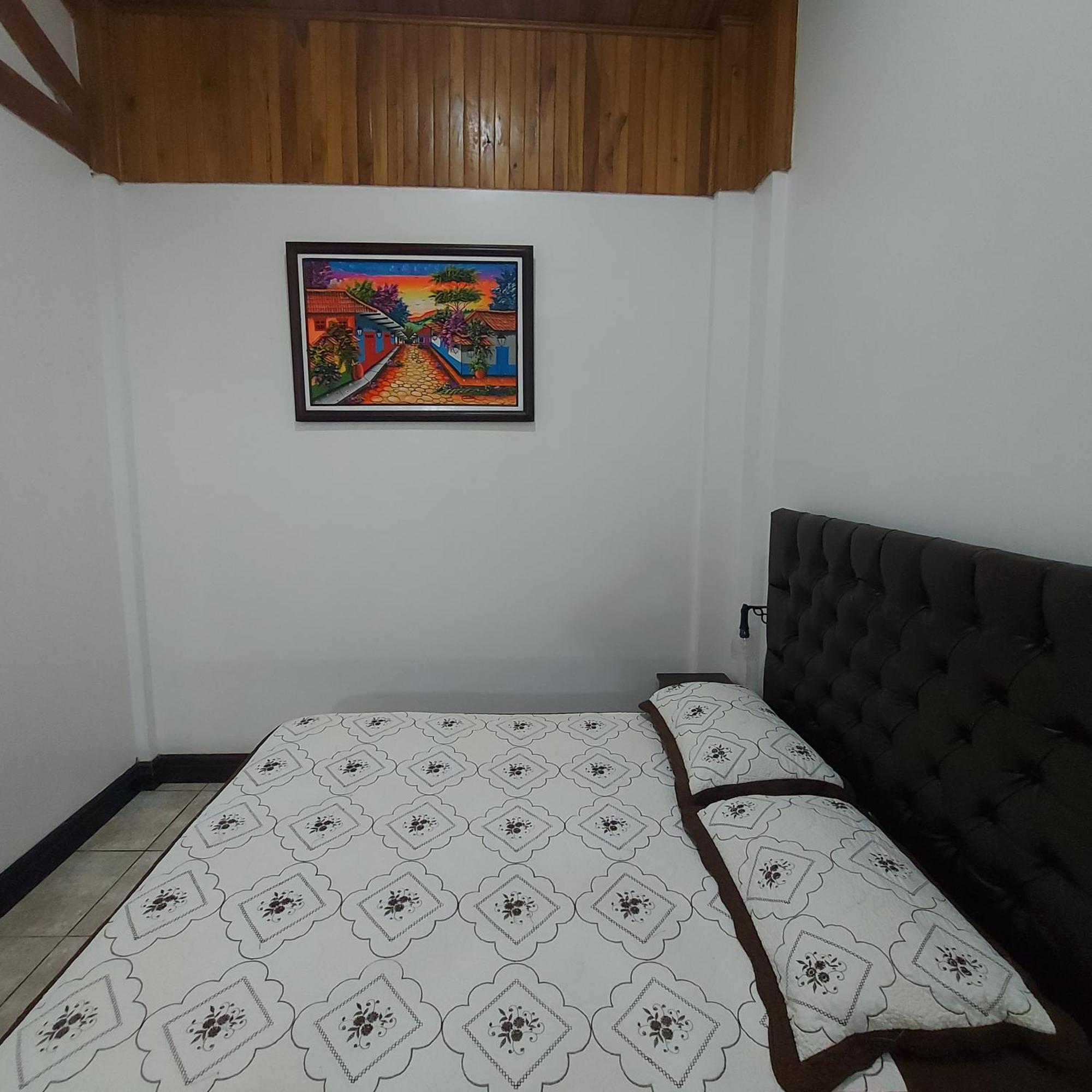Alisson Hotel Y Restaurant Monteverde Екстер'єр фото